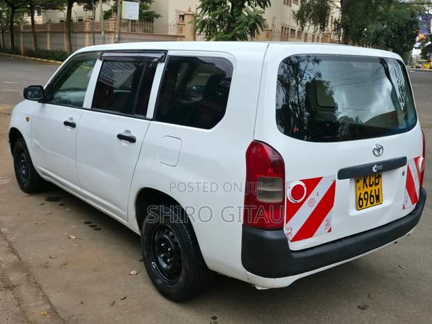 Toyota Probox 2009 White