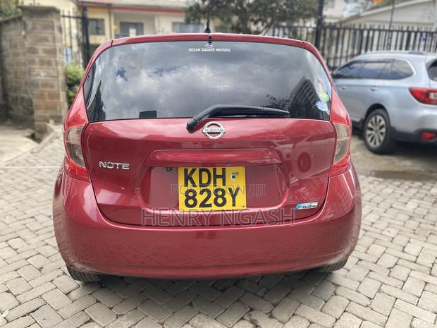Nissan Note 2015 Red