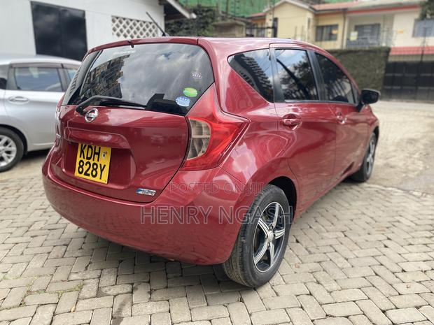 Nissan Note 2015 Red