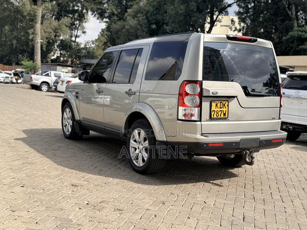 Land Rover Discovery 2015 Gray