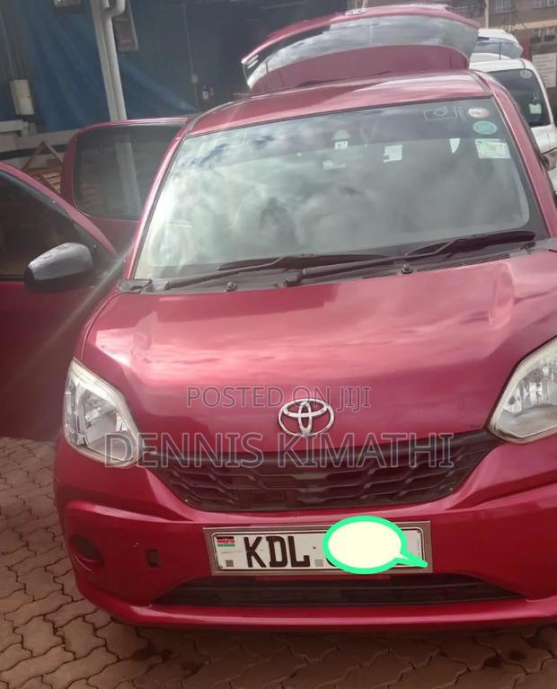 Toyota Passo 1.0 FWD 2017 Maroon