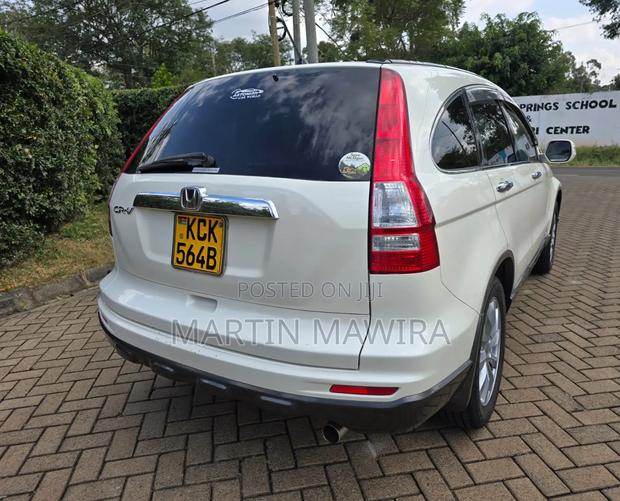 Honda CR-V 2010 White