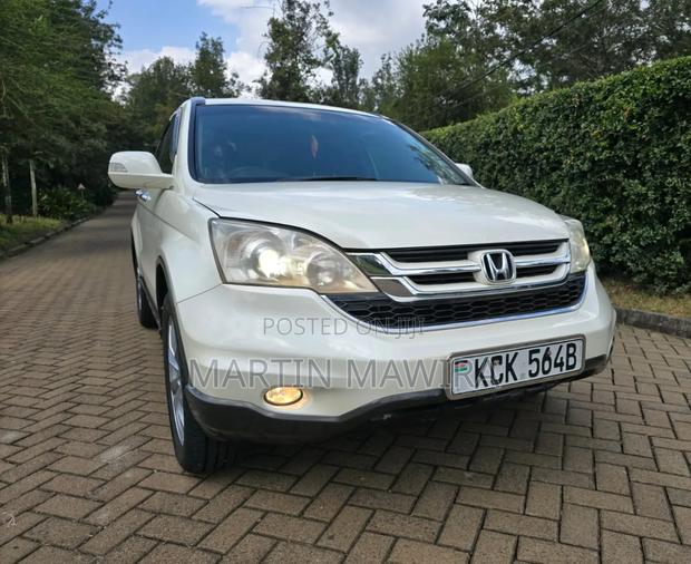 Honda CR-V 2010 White