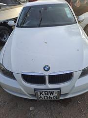 BMW 320i Sedan RWD 2007 White for sale