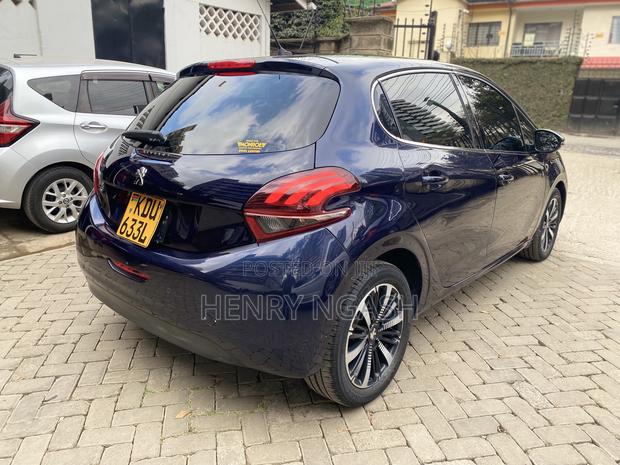 Peugeot 208 2018 Black