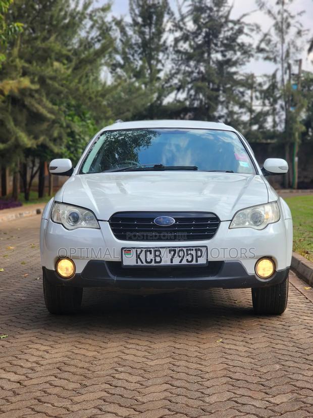 Subaru Outback 2007 White
