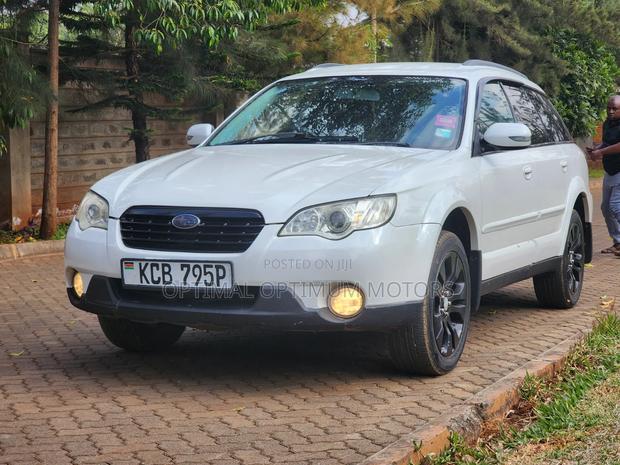 Subaru Outback 2007 White