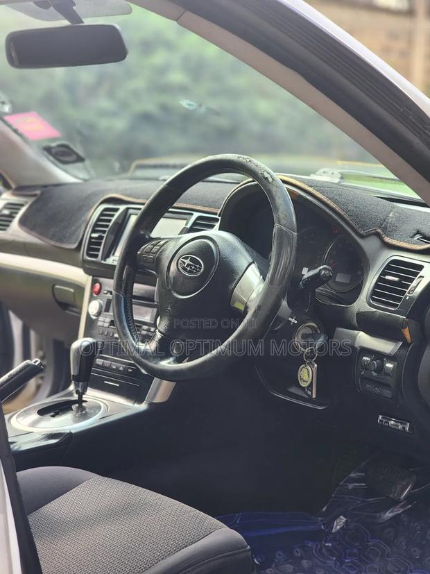 Subaru Outback 2007 White