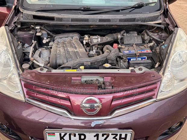 Nissan Note 2011 Maroon