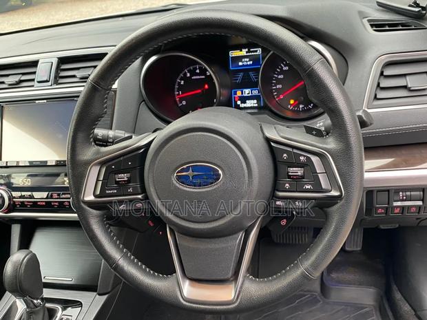 Subaru Outback 2.5i Premium AWD 2018 Pearl