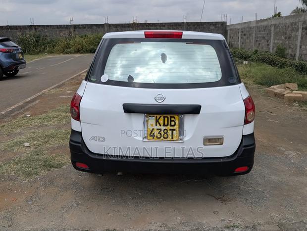 Nissan Advan 2014 White