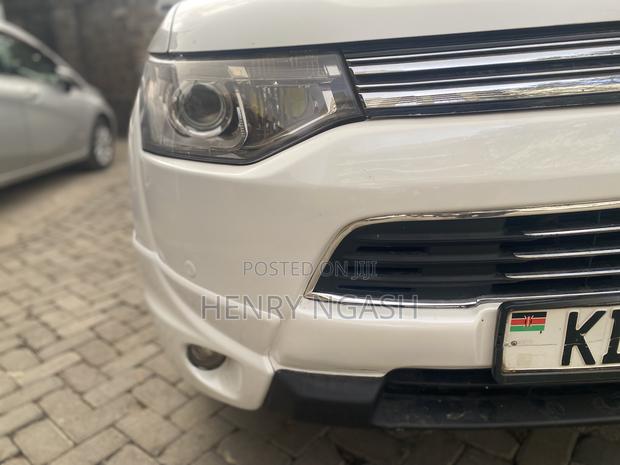 Mitsubishi Outlander 2014 Pearl