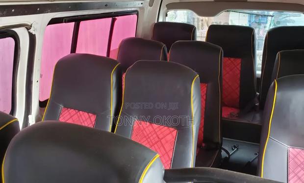 Toyota HiAce 2012 White
