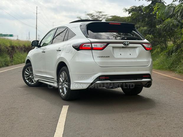 Toyota Harrier 2018 White