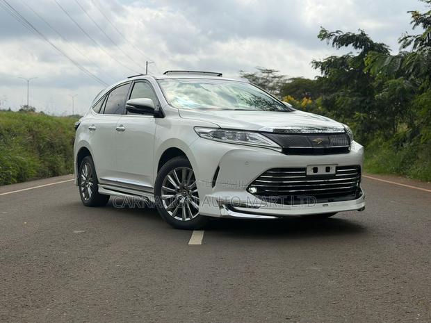 Toyota Harrier 2018 White