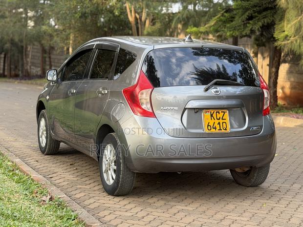 Nissan Note 1.2 Petrol 2013 Gray