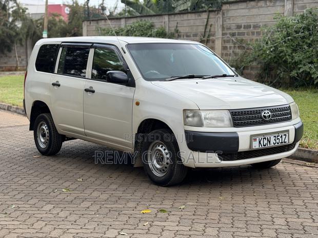 Toyota Probox 2012 White