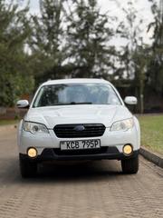 Subaru Outback 2007 White for sale