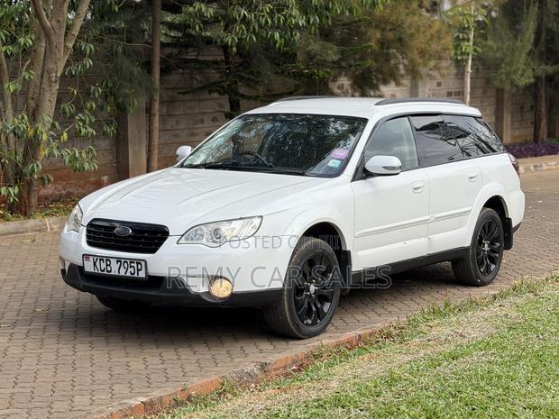 Subaru Outback 2007 White