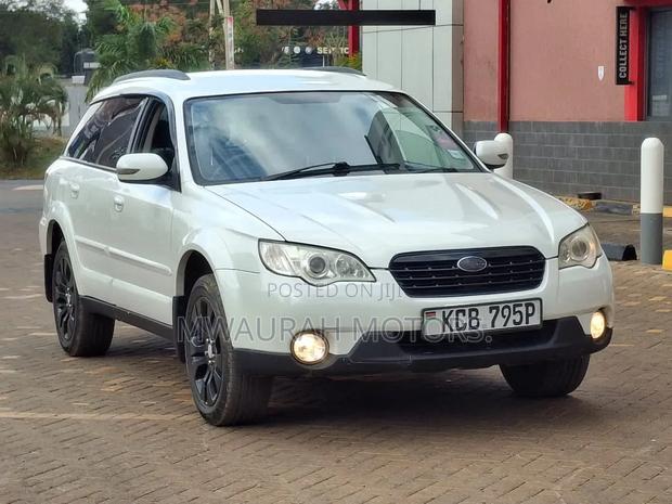 Subaru Outback 2007 White