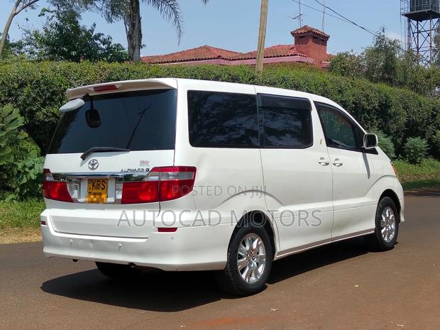 Toyota Alphard 2006 White