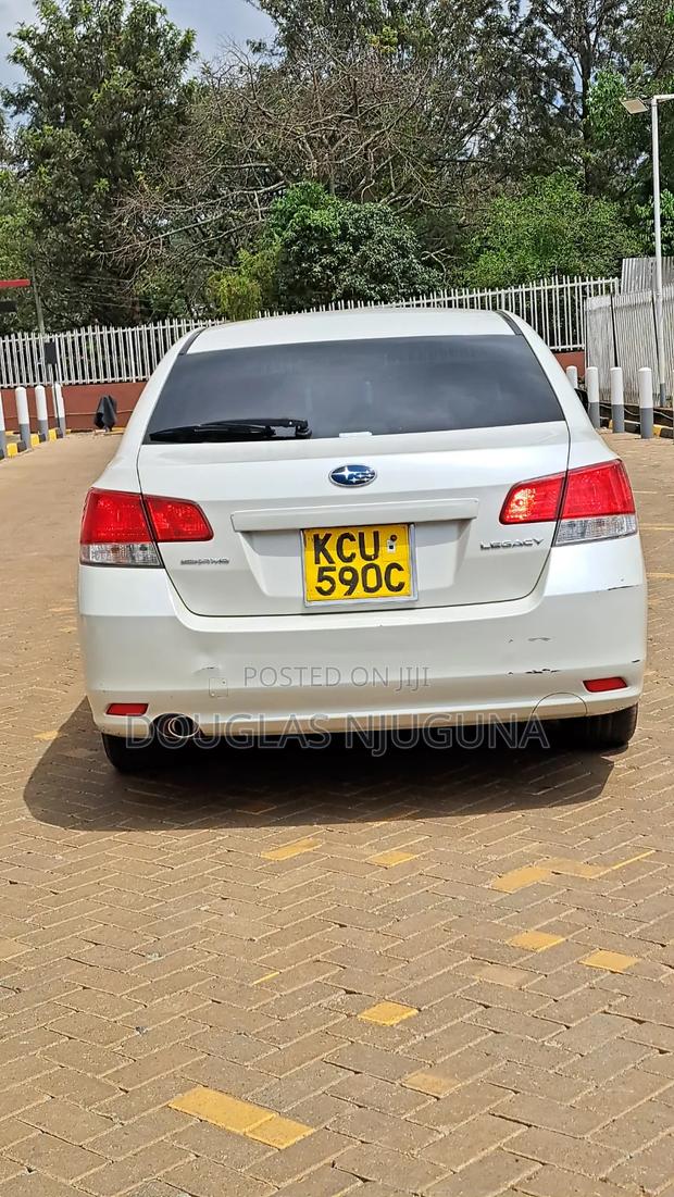 Subaru Legacy 2012 White