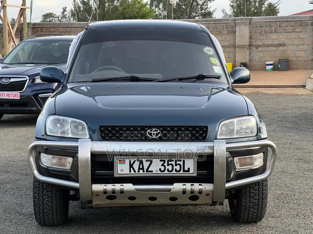 Toyota RAV4 Automatic 2000 Green