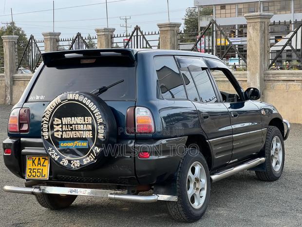 Toyota RAV4 Automatic 2000 Green