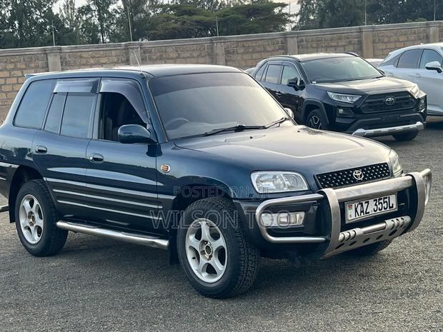Toyota RAV4 Automatic 2000 Green
