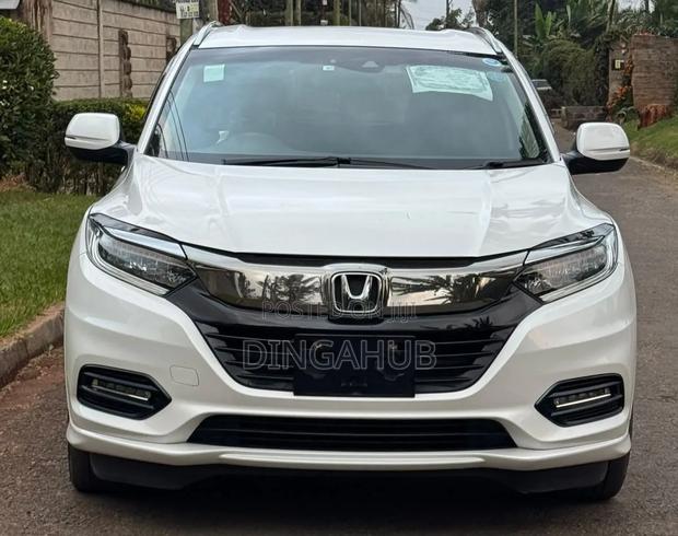 Honda Vezel 2019 White