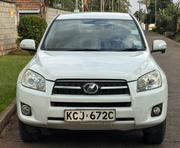 Toyota RAV4 2009 White for sale