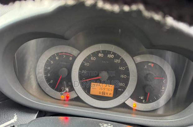 Toyota RAV4 2009 White