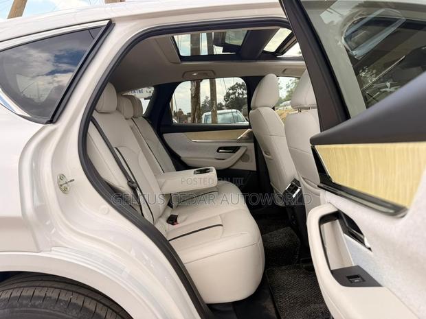 Mazda CX-60 2022 White