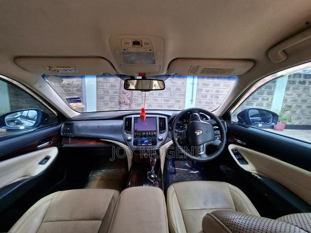 Toyota Crown 2013 Blue