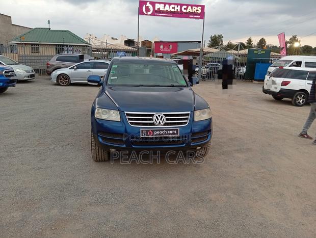 Volkswagen Touareg 2005 Blue