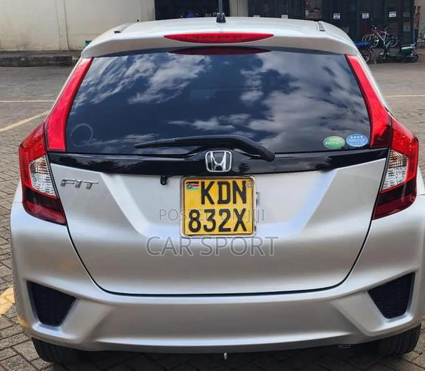 Honda Fit 2012 Silver
