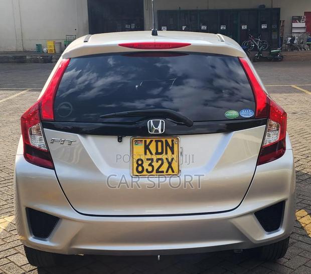 Honda Fit 2012 Silver