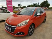 Peugeot 208 2017 Red for sale