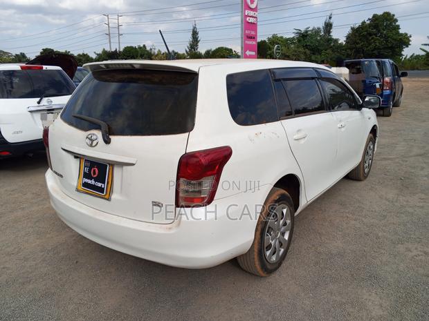 Toyota Corolla Fielder 2012 White