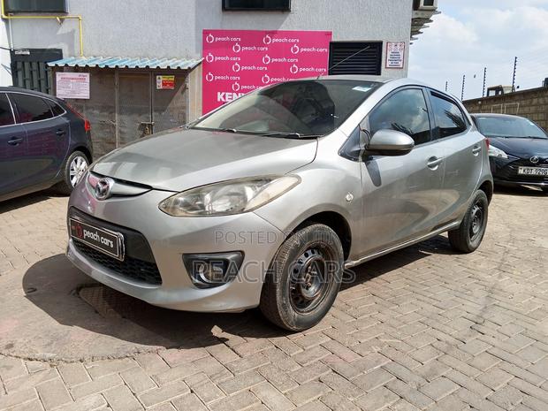 Mazda Demio 2012 Silver