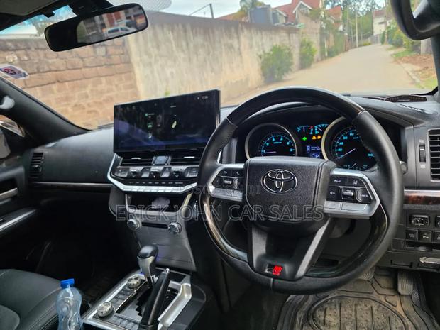 Toyota Land Cruiser 2008 Black
