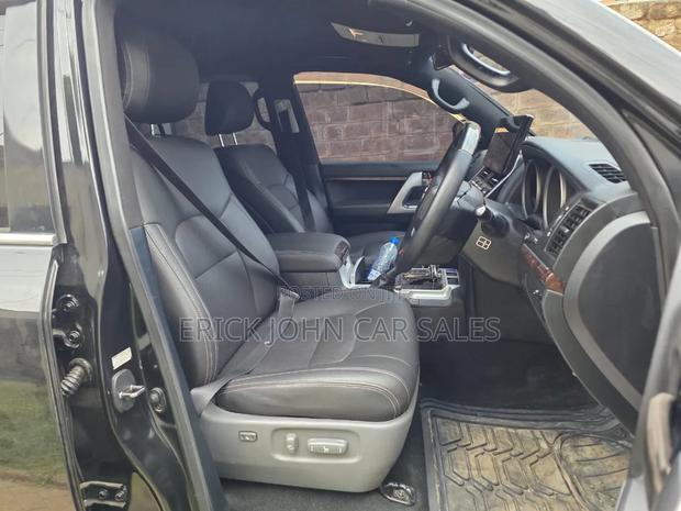 Toyota Land Cruiser 2008 Black