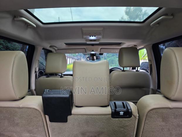 Land Rover Discovery 2015 Silver