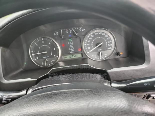 Toyota Land Cruiser 2010 Silver