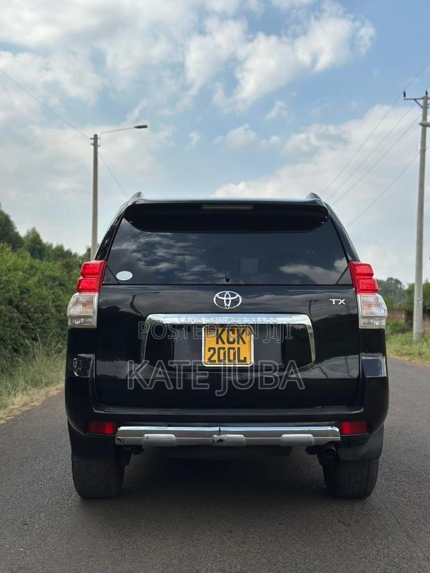 Toyota Land Cruiser Prado 2011 Black