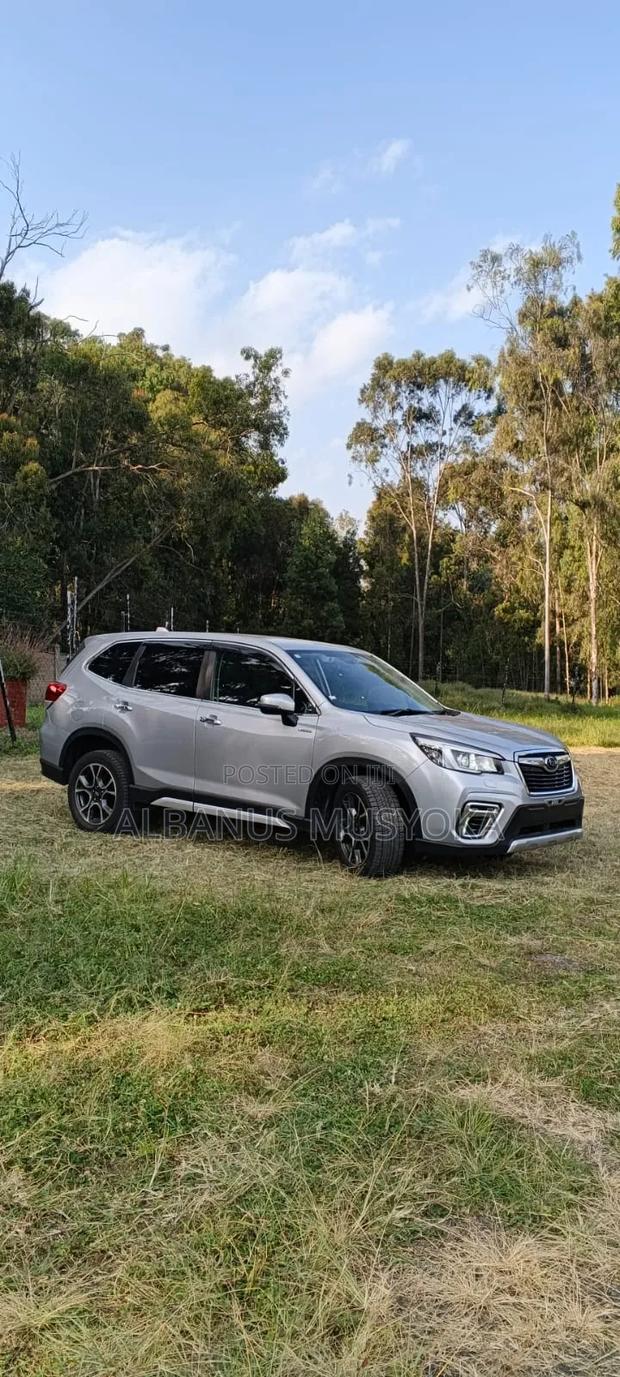 Subaru Forester 2021 Silver