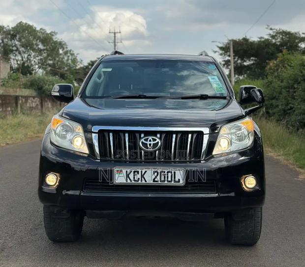 Toyota Land Cruiser Prado 2.7 i 2011 Black