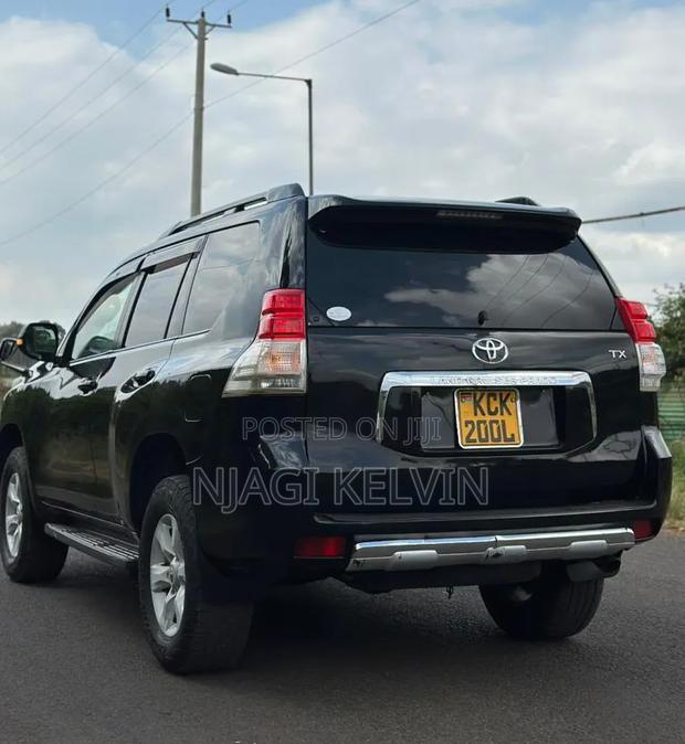 Toyota Land Cruiser Prado 2.7 i 2011 Black