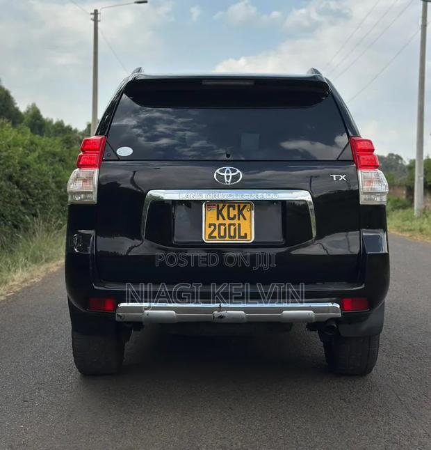 Toyota Land Cruiser Prado 2.7 i 2011 Black