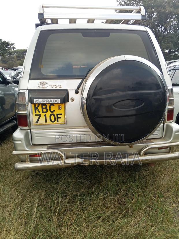Toyota Land Cruiser 2005 Silver
